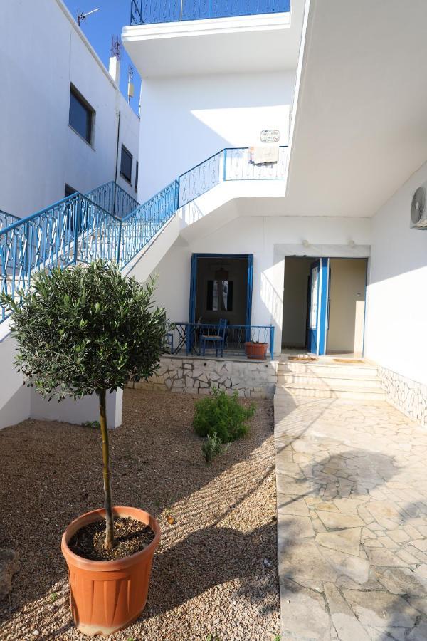 Traditional Town Garden Apartment Rhodes City Ngoại thất bức ảnh